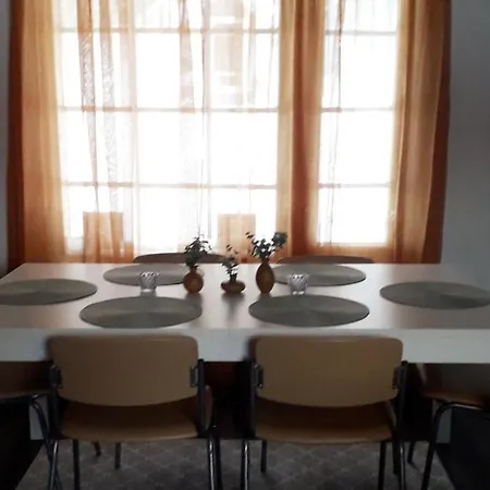 Sikosaaren Aitta Inn Porvoo