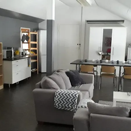 Sikosaaren Aitta