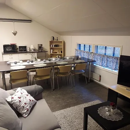 Inn Sikosaaren Aitta *